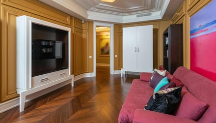 Where to start laying LVT flooring from?