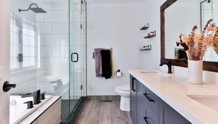 Why Vinyl Flooring is a Great Choice for Bathrooms