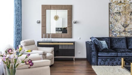 How is laminate flooring installed?