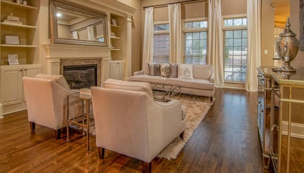 Can laminate flooring be repaired?