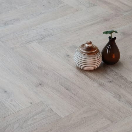 Luxury Vinyl Tiles Herringbone Oak Wash