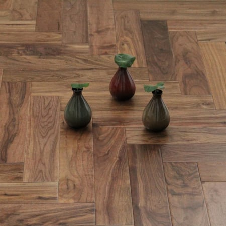Engineered Herringbone Walnut Lacquered 
