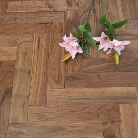 Engineered Herringbone Walnut Lacquered 