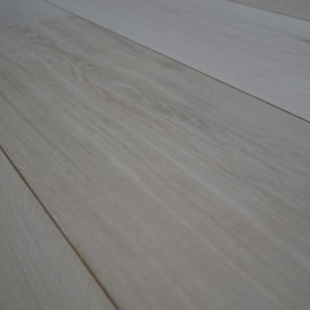 Engineered Classic Unfinished Oak