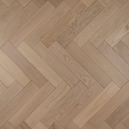 Engineered Herringbone Invisible Lacquered