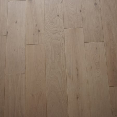 Engineered Invisible Lacquered Wood Flooring