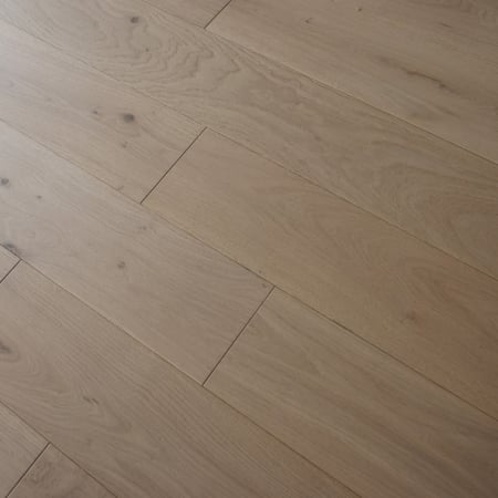 Engineered Invisible Lacquered Wood Flooring