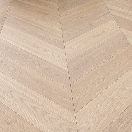 Invisible Lacquered Prime Grade Chevron Engineered Wood Flooring