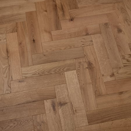 Engineered Herringbone Brushed UV Oiled Oak