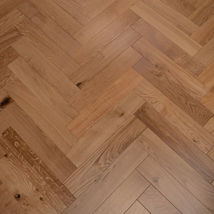 Engineered Herringbone Lacquered Oak
