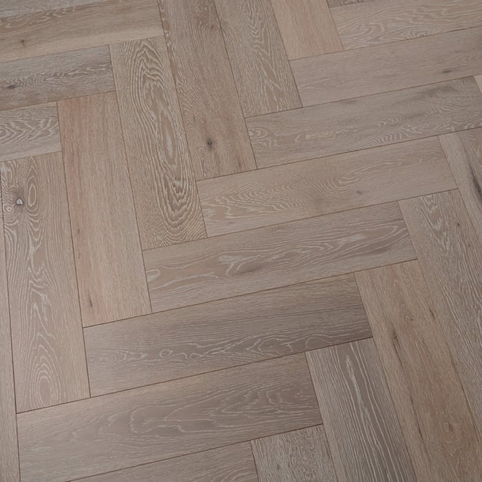Engineered Herringbone White Brushed Matt Lacquered Click