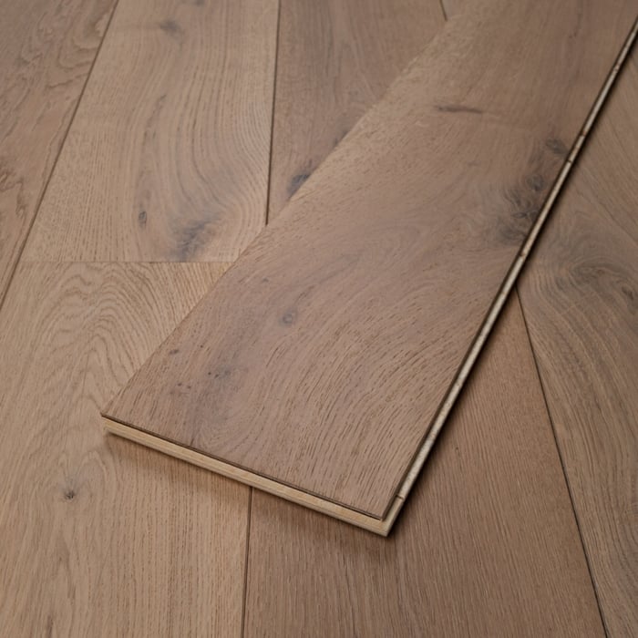 Engineered Invisible Brushed Matt Lacquered Oak Flooring