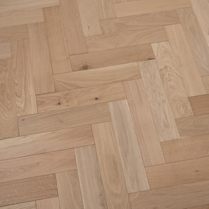 Engineered Herringbone Unfinished Oak
