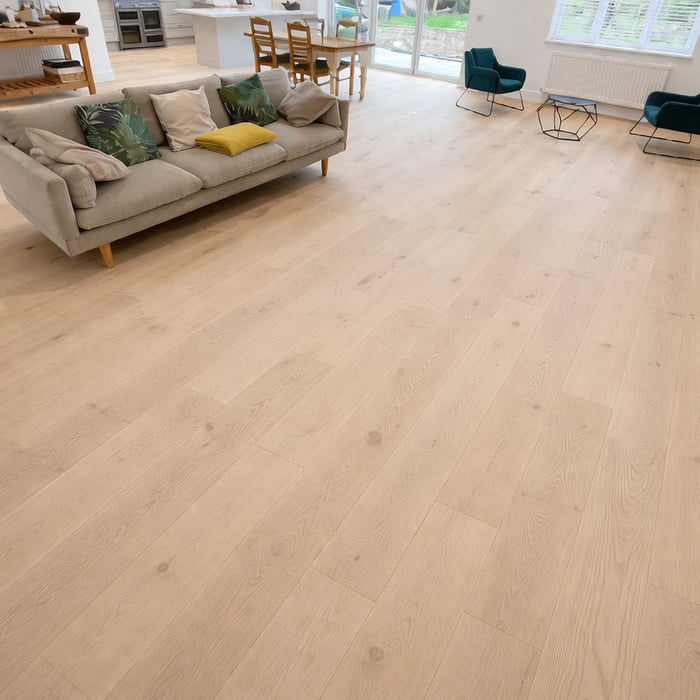 Engineered Oak Invisible Lacquered Prime grade