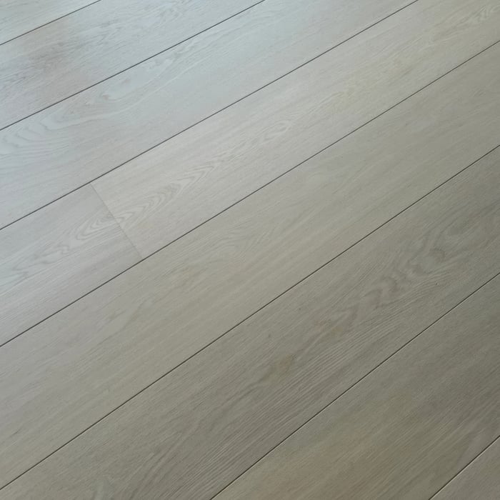 Engineered Invisible Matt Lacquered Prime Grade Oak
