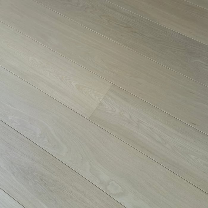 Engineered Invisible Matt Lacquered Prime Grade Oak